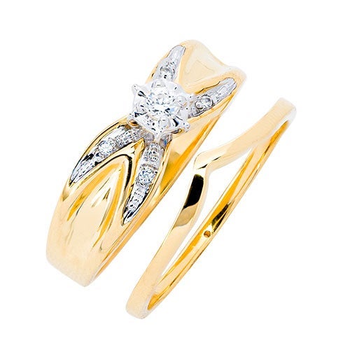 Womens 10K Gold Diamond Accent Engagement and Wedding Set