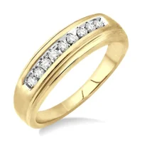 1/4 Ctw Round Cut Diamond Men's Ring in 10K Yellow Gold - Size 9 display image