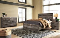 Signature Design by Ashley 5PC Wynnlow Panel Queen Bed, Dresser and Nightstand  display image