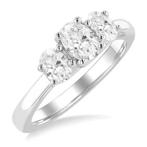 1 Ctw Oval 3 stone ring in 10K White Gold - Size 6